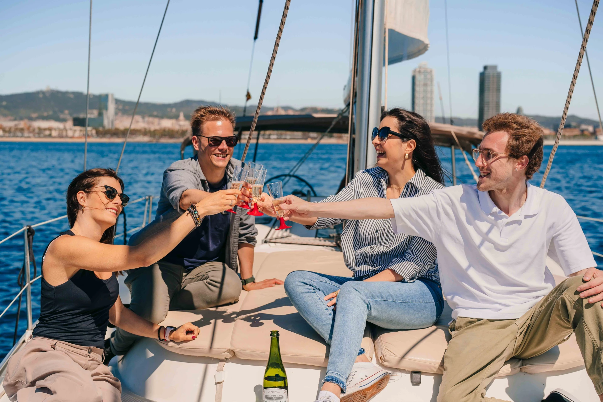 Private Tour: Barcelona 360º: Land, Sea & Air